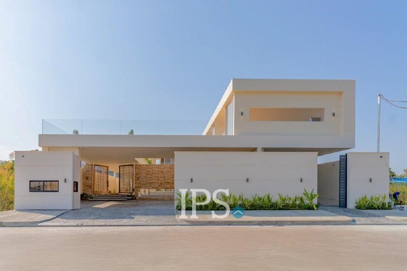 金边铁桥头区威斯波全新豪华别墅出售,占地835平米,建筑面积