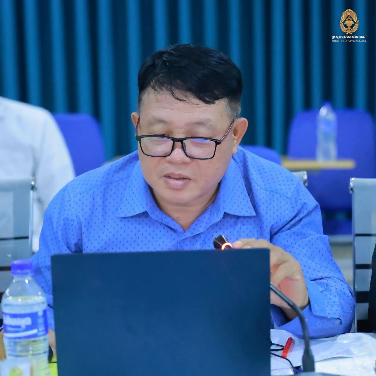 柬埔寨公务员部讨论基层医疗及教育管理法令 规范人事任免