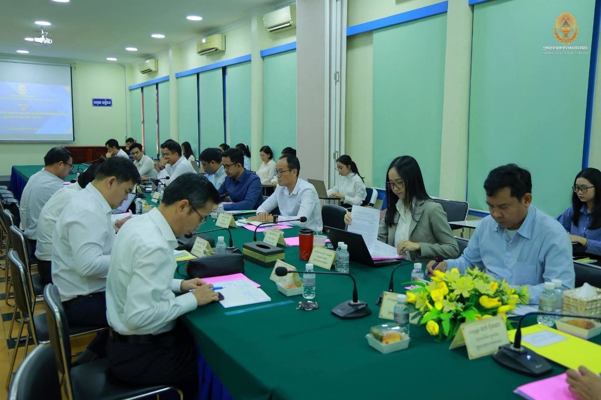 柬埔寨公务员部强化绩效激励机制 推动行政服务透明化