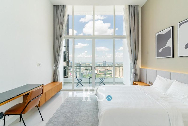 BKK1 J Tower 2顶层公寓招租 降价至$4200含