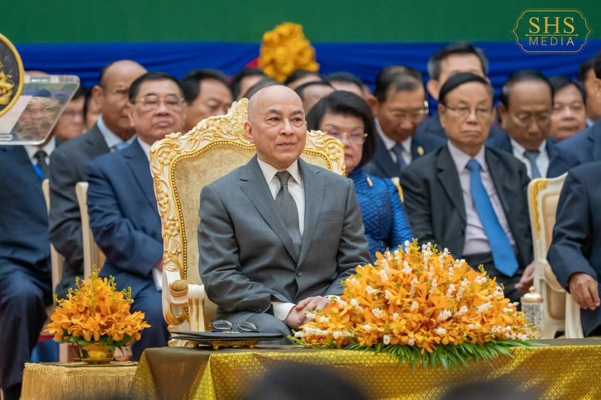 柬埔寨参议院新大楼团结大厦正式落成启用