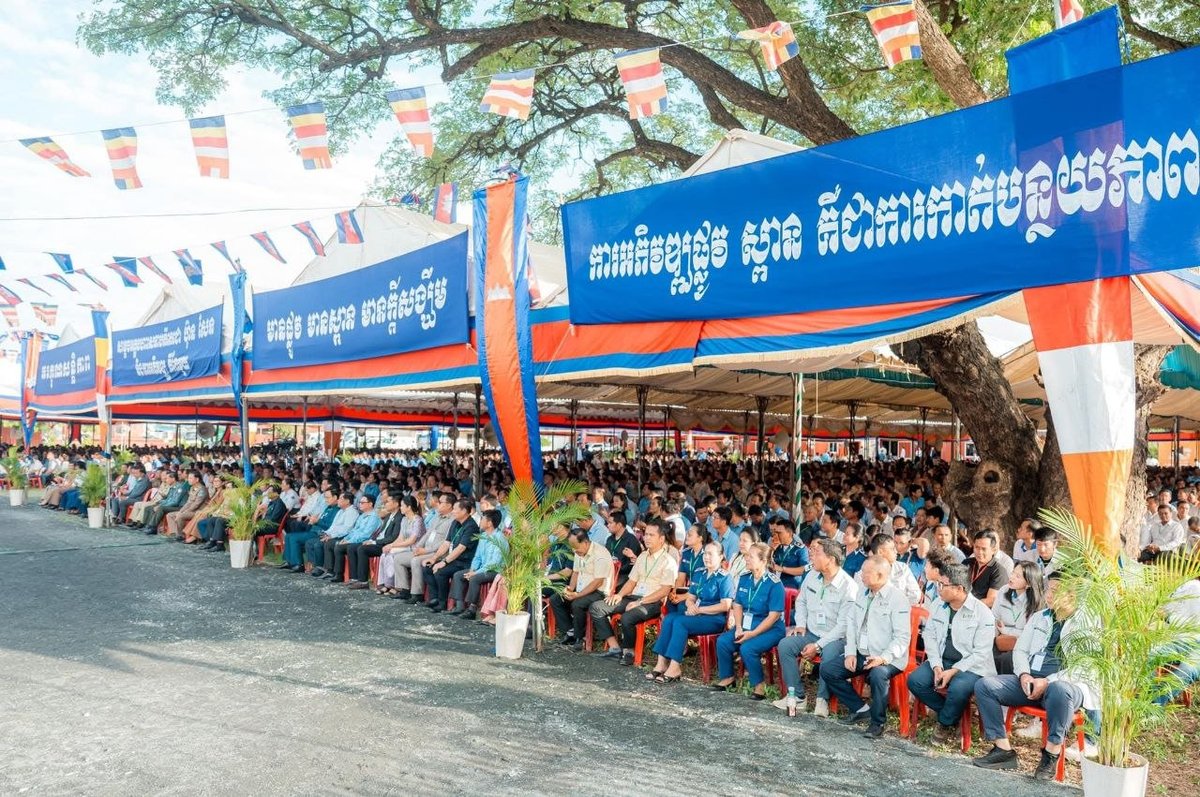 洪玛奈欢迎学者参与柬埔寨行政改革