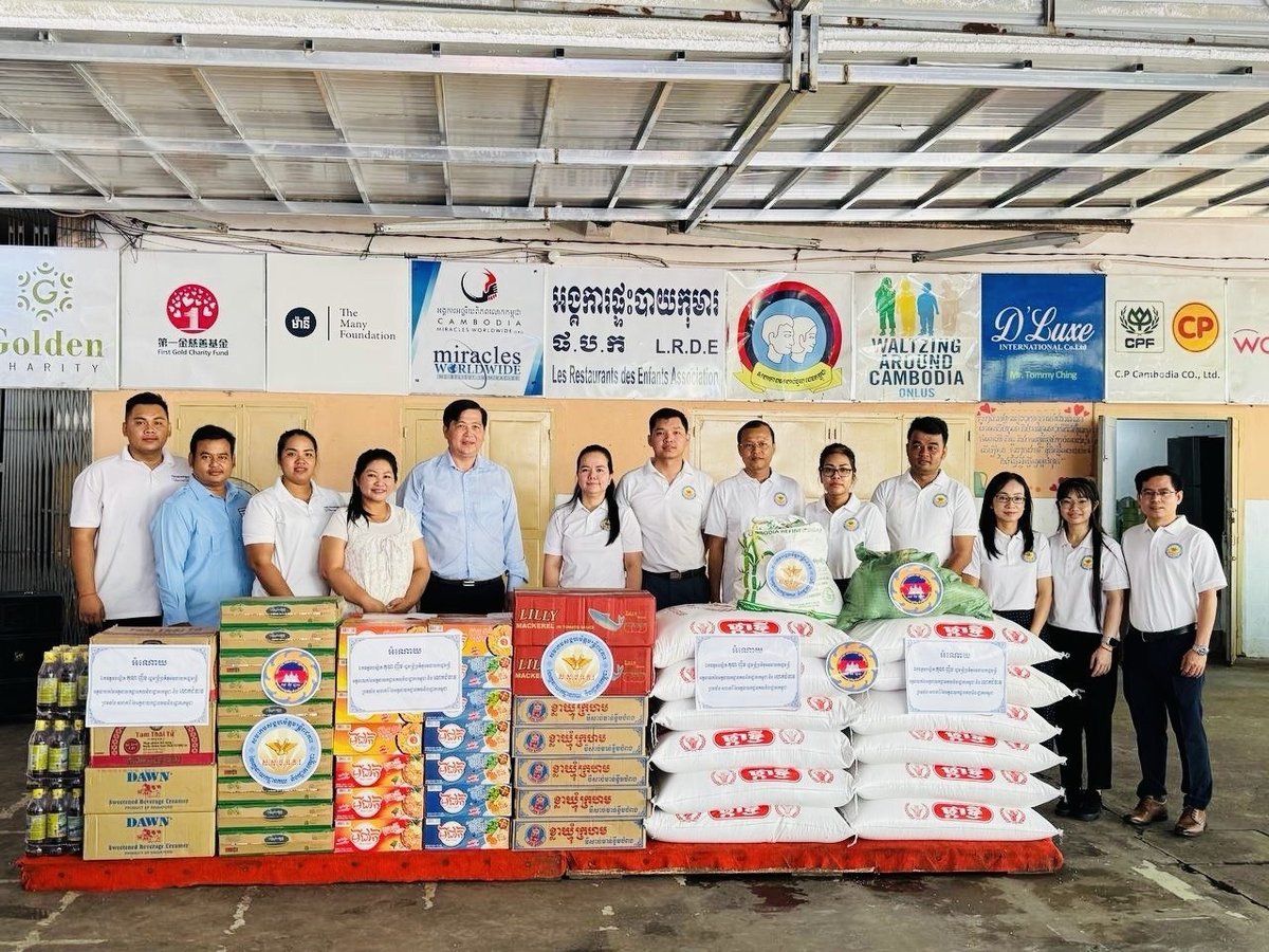 海关总署赴BKK3儿童厨房开展慈善慰问活动