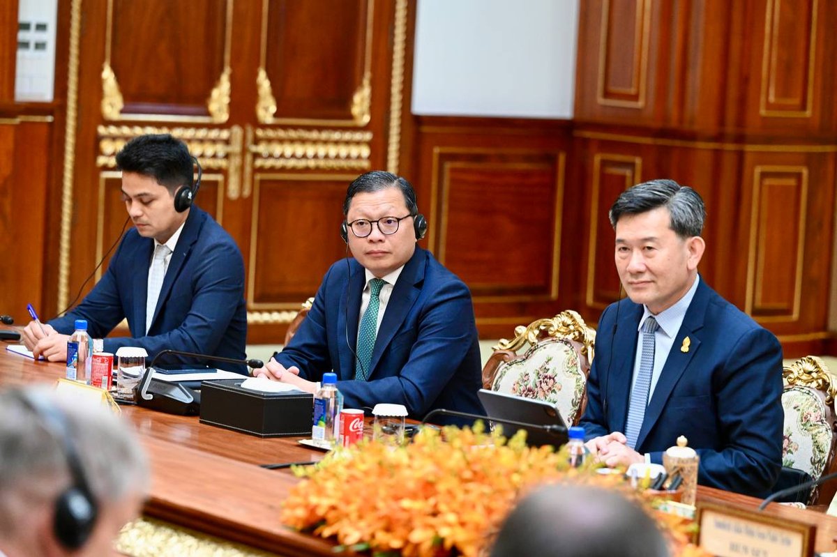 洪森会见俄罗斯副外长 强调双边友好关系