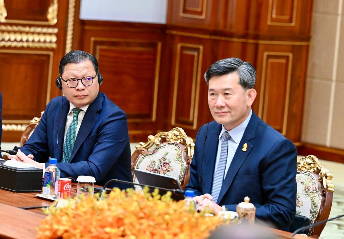 洪森会见俄罗斯副外长 强调双边友好关系