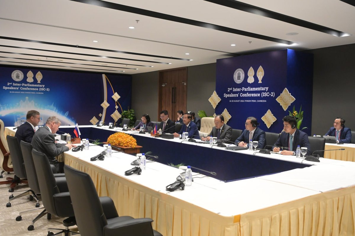 柬埔寨参议院主席洪森在金边会见俄罗斯联邦委员会副主席Kons
