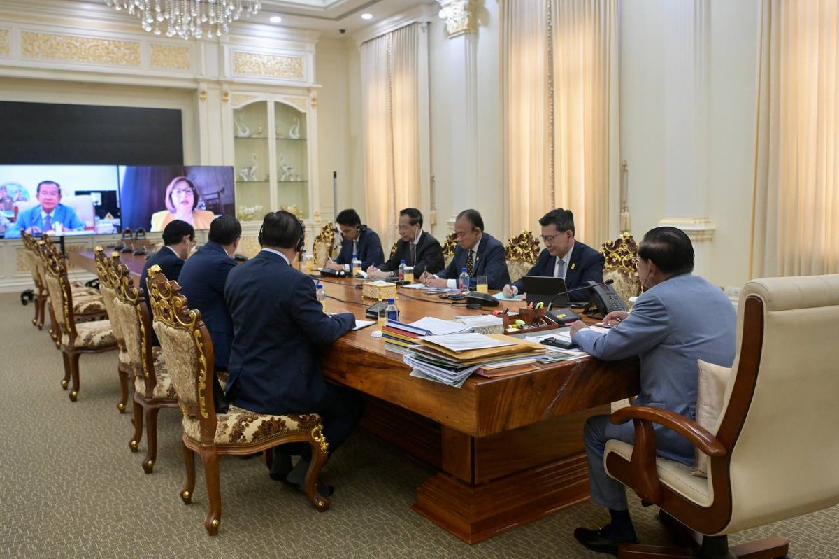 洪森与阿塞拜疆议长视频会谈 强化双边议会合作