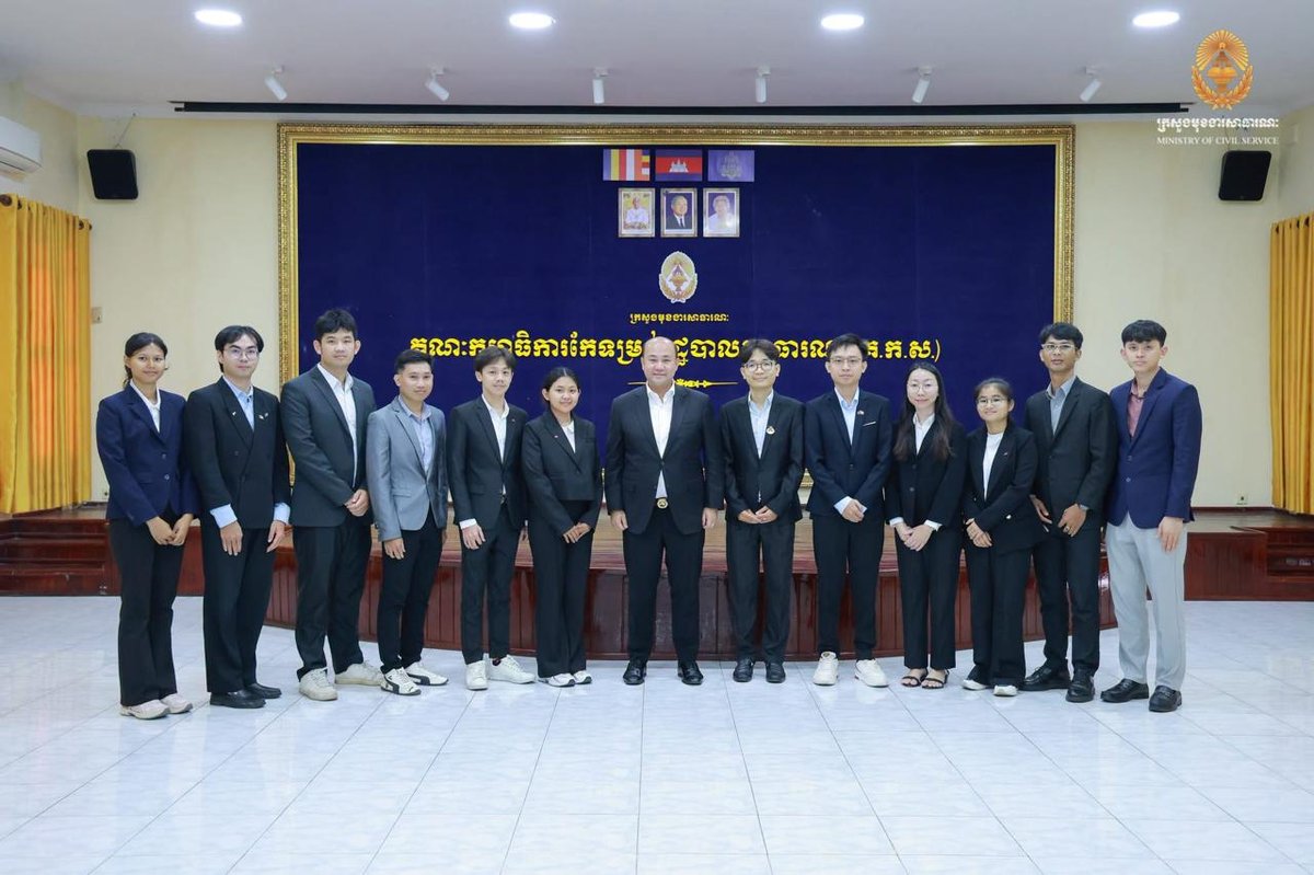 洪玛尼接见42名留学生 勉励学成归国建设国家