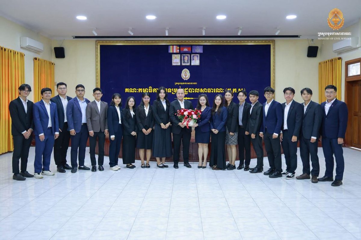 洪玛尼接见42名留学生 勉励学成归国建设国家