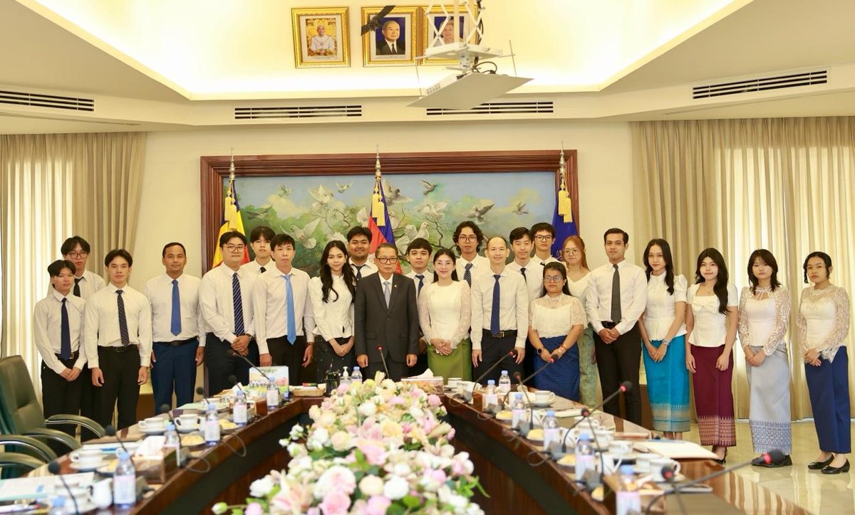 政府鼓励留学生学成归国 参与国家建设