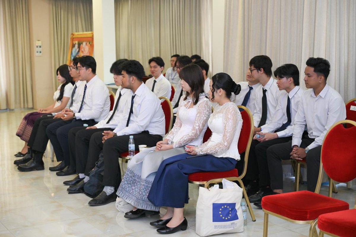 政府鼓励留学生学成归国 参与国家建设