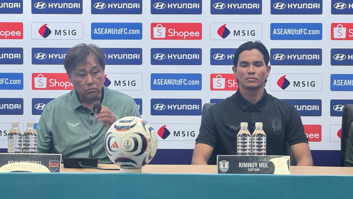 柬埔寨国家男子足球队举行东南亚杯赛前新闻发布会,球队将于8月
