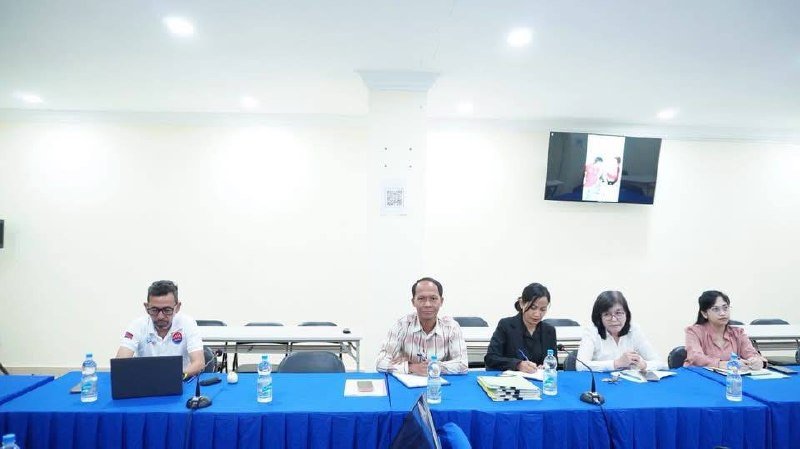 新闻部点名批评两网红团队 内容违规违背道德