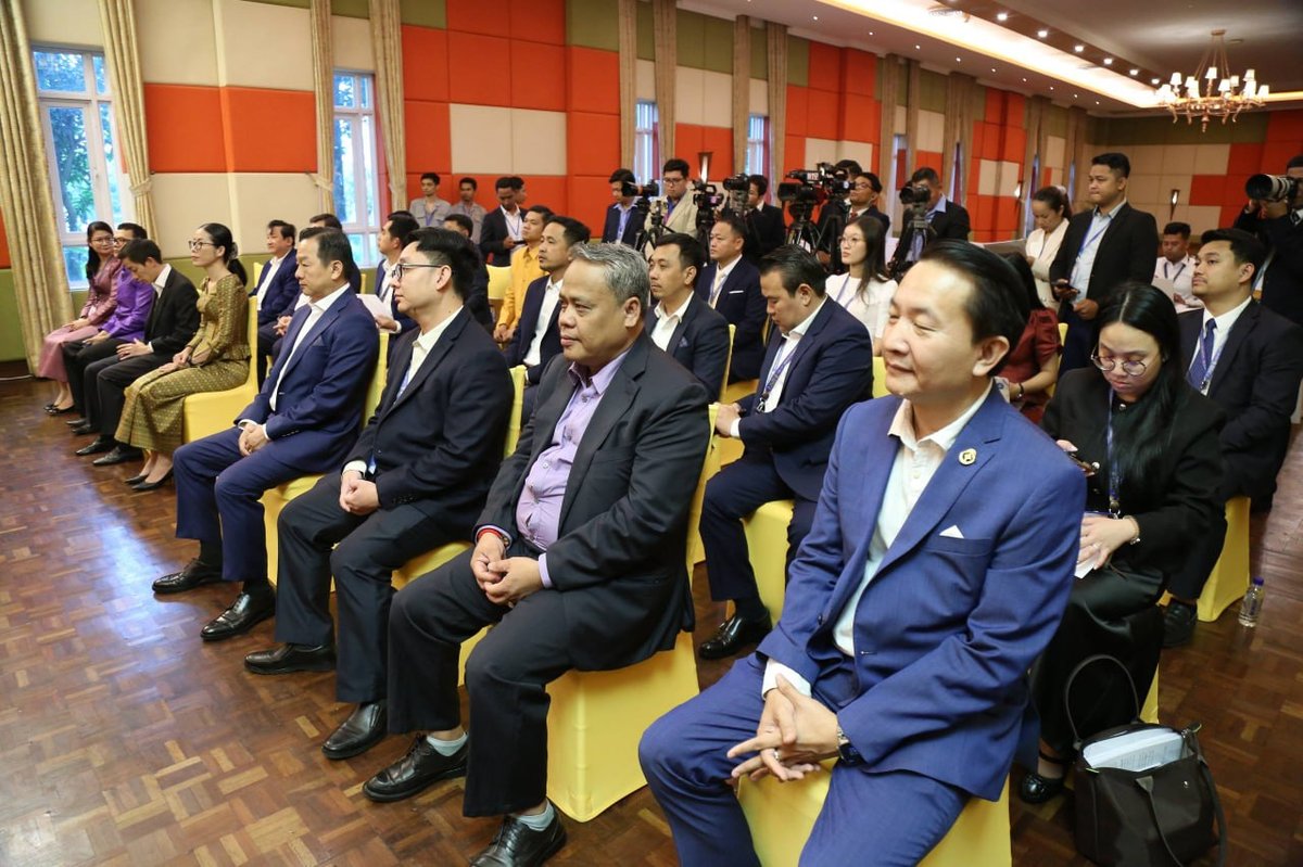 洪玛尼主持第23届东盟公务员会议 聚焦公共行政改革