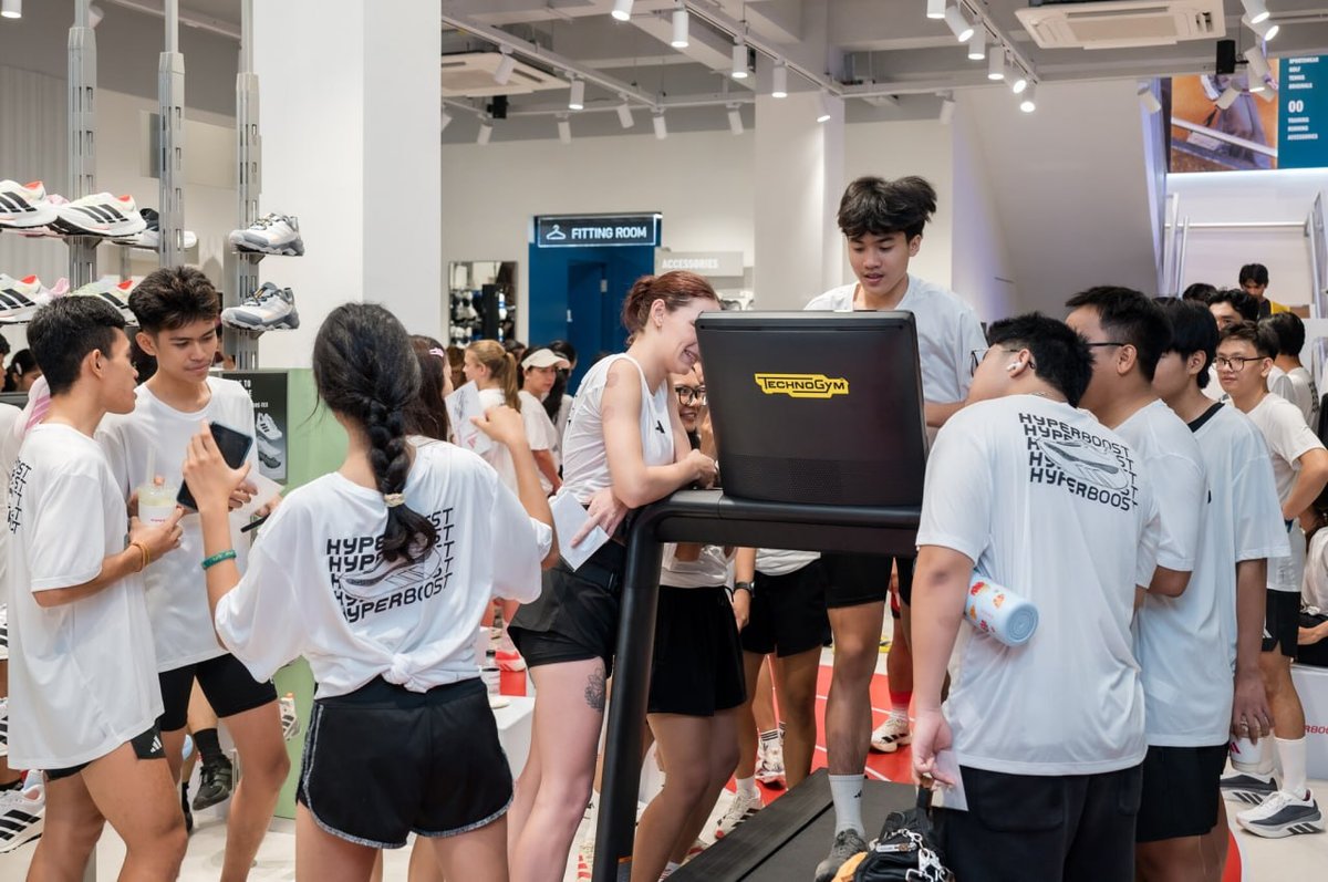 阿迪达斯近日在金边成功举办Hyperboost系列新品发布会