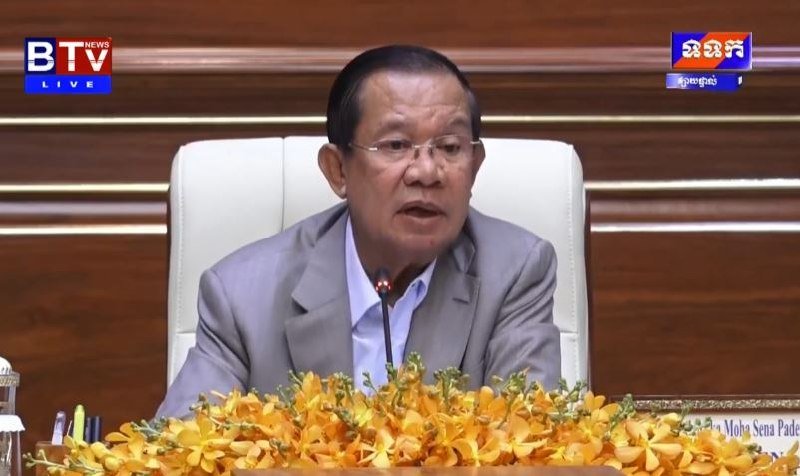 洪森针对侮辱军队的行为表示,不能容忍此类现象,必须采取严厉措