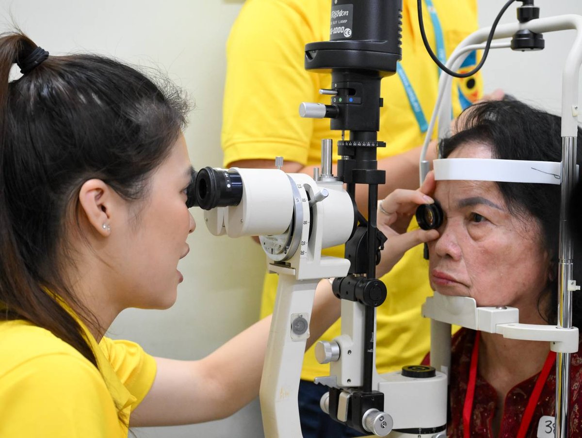 磅通省眼疾患者获金边俄罗斯医院免费诊疗