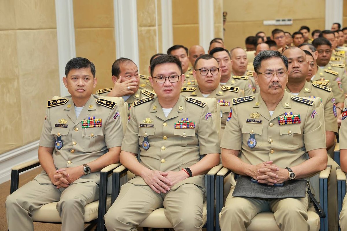 柬埔寨国家警察总署加强交通执法 严查违规行为