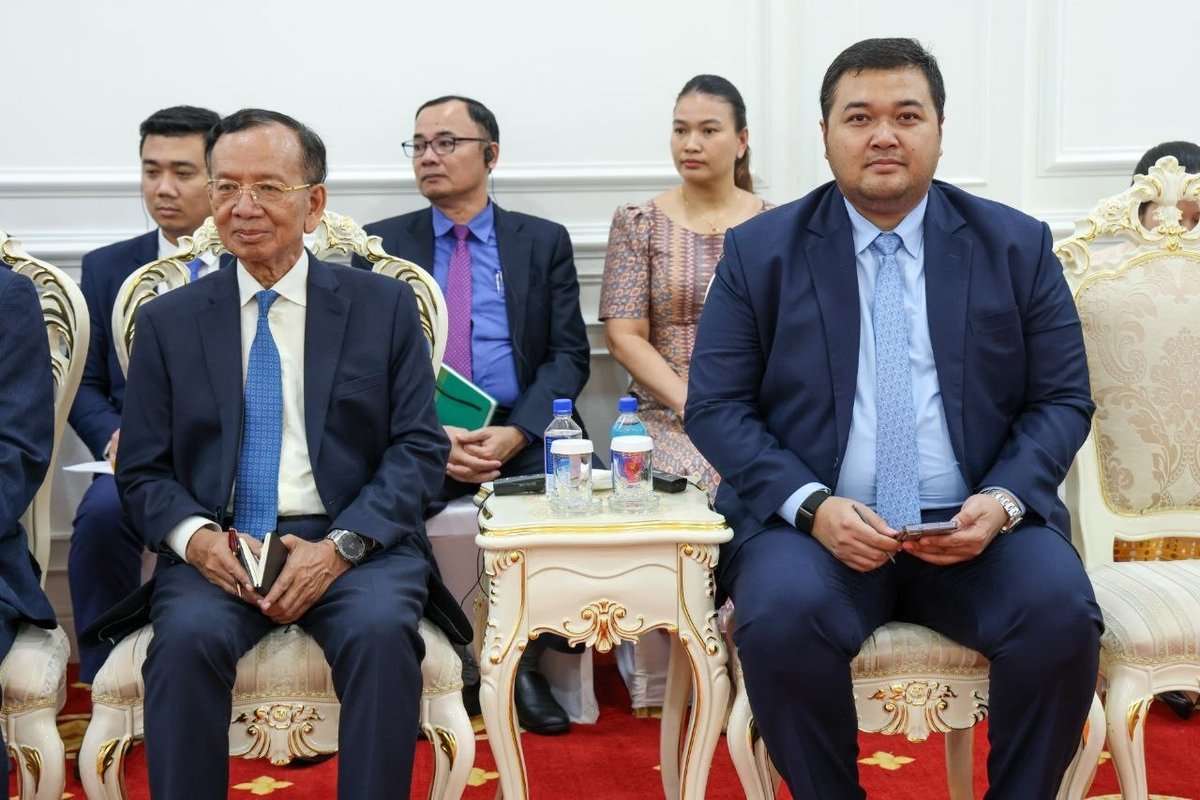 柬埔寨参议院与新加坡大使会晤 强化双边合作