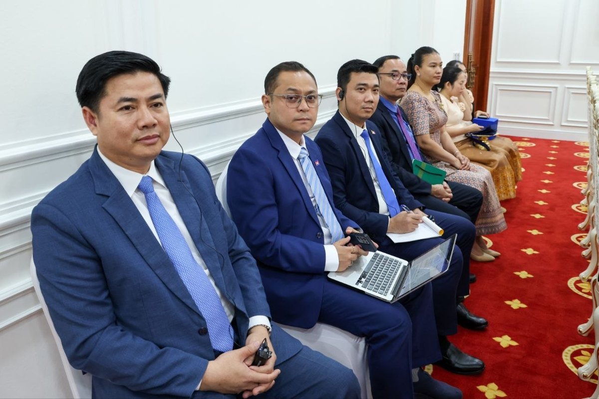 柬埔寨参议院与新加坡大使会晤 强化双边合作