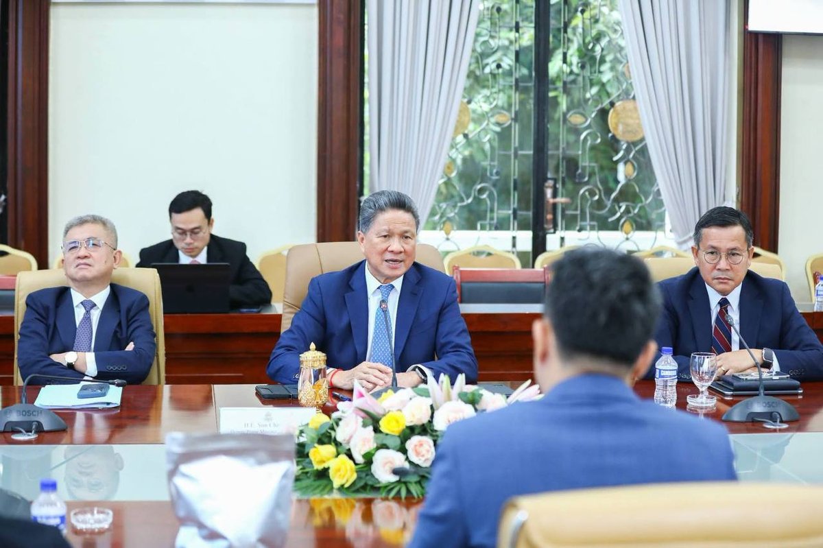 国际商务代表团近期在柬埔寨考察,旨在寻找潜在投资机会,重点关