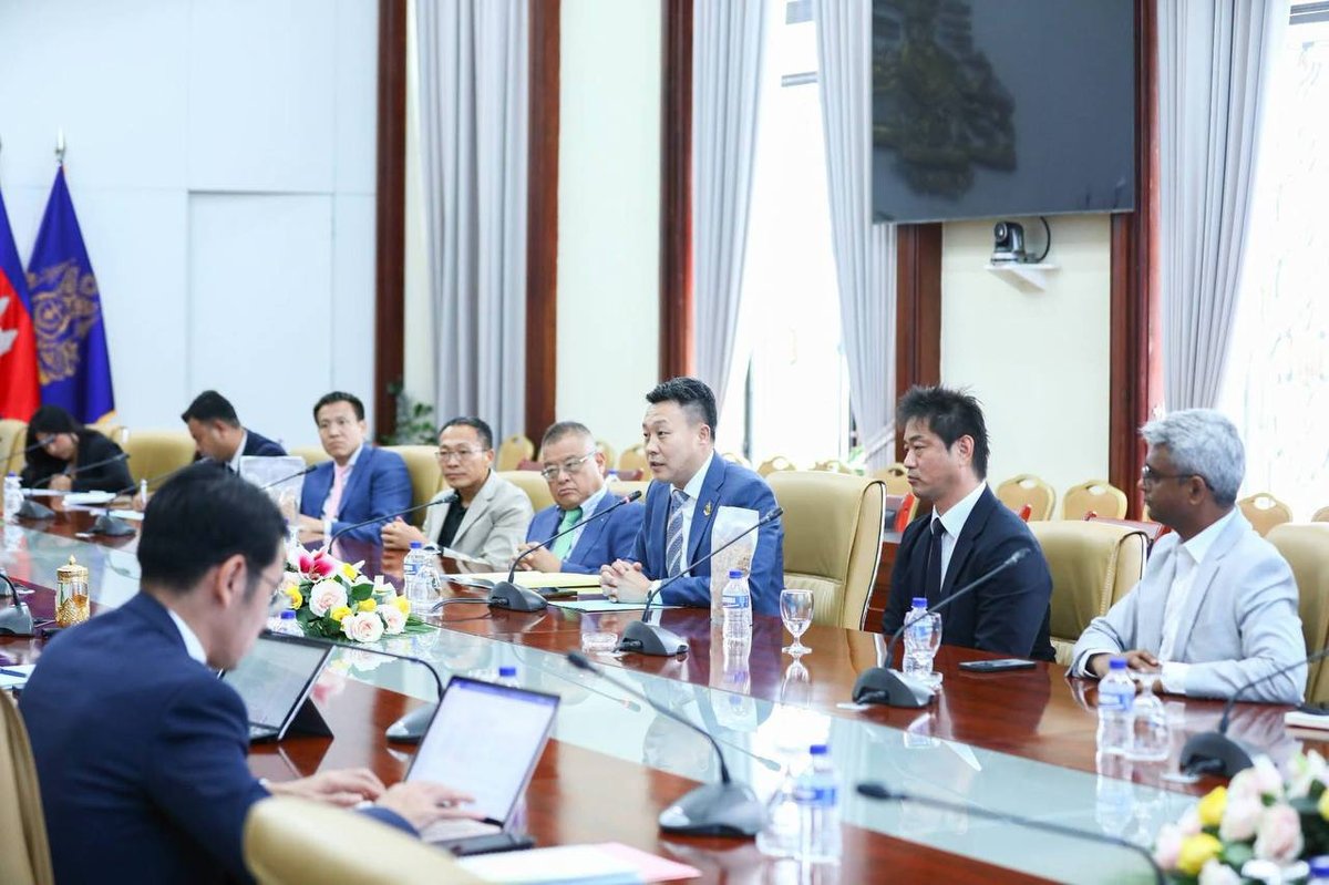 国际商务代表团近期在柬埔寨考察,旨在寻找潜在投资机会,重点关
