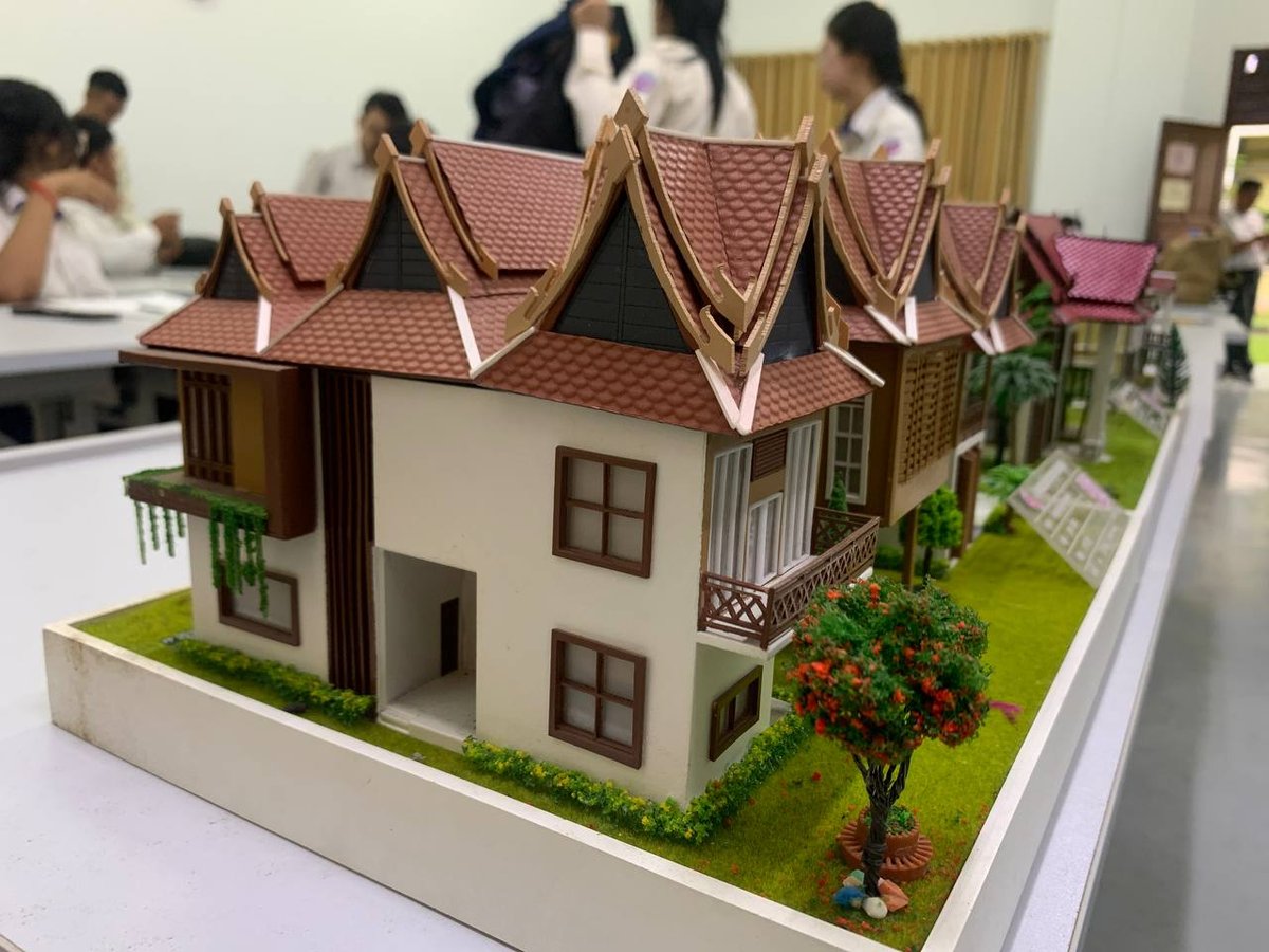 蒂维特学院鼓励青年学习建筑与工程技能