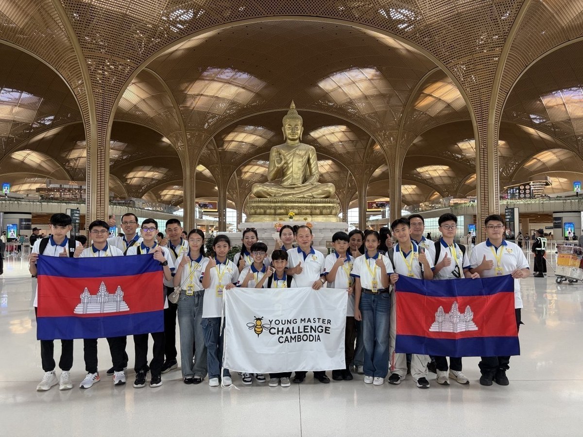 柬埔寨学生在英国国际赛事中斩获多枚奖牌