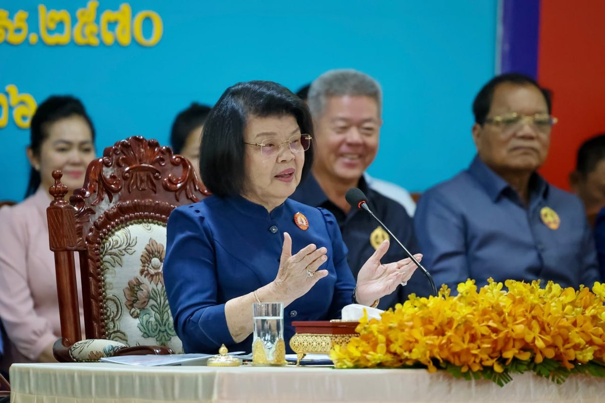国会主席赞赏洪玛奈在国家发展与领土保护中的贡献