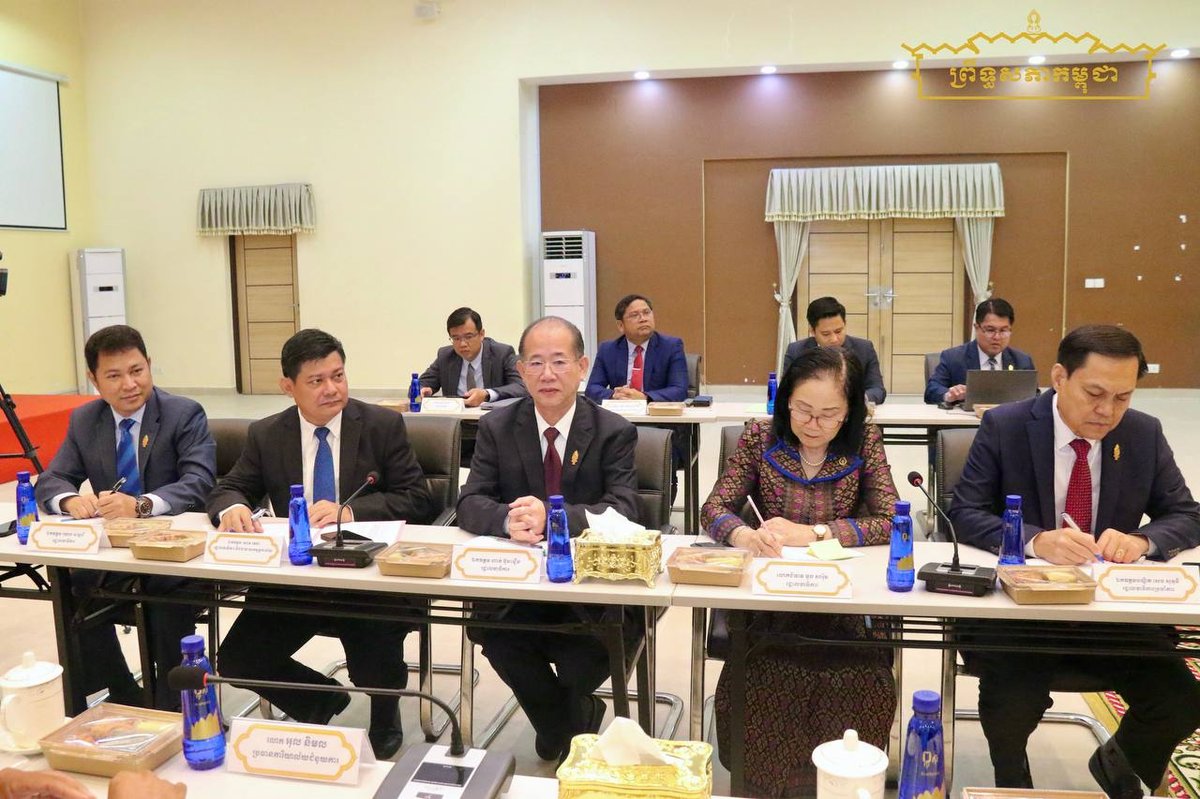 柬埔寨参议院第七委员会与宗教部共商提升社会道德