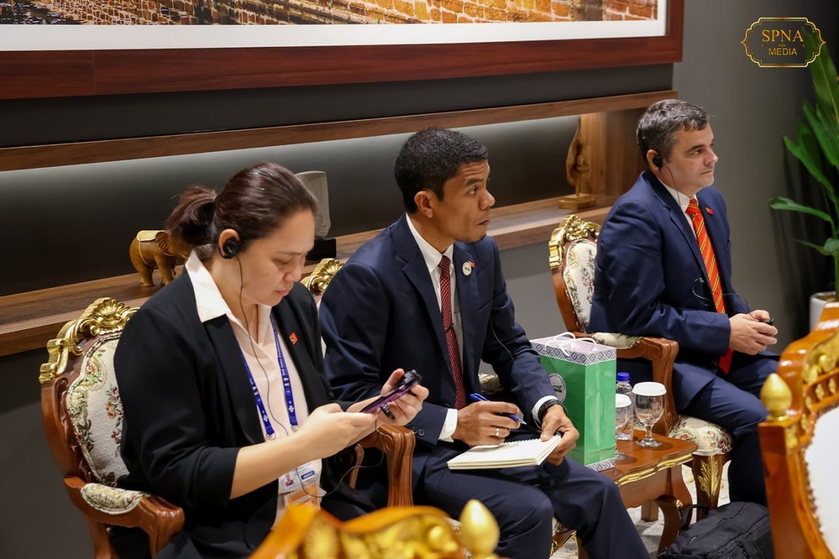 柬埔寨与东帝汶议会领导人交流和平经验