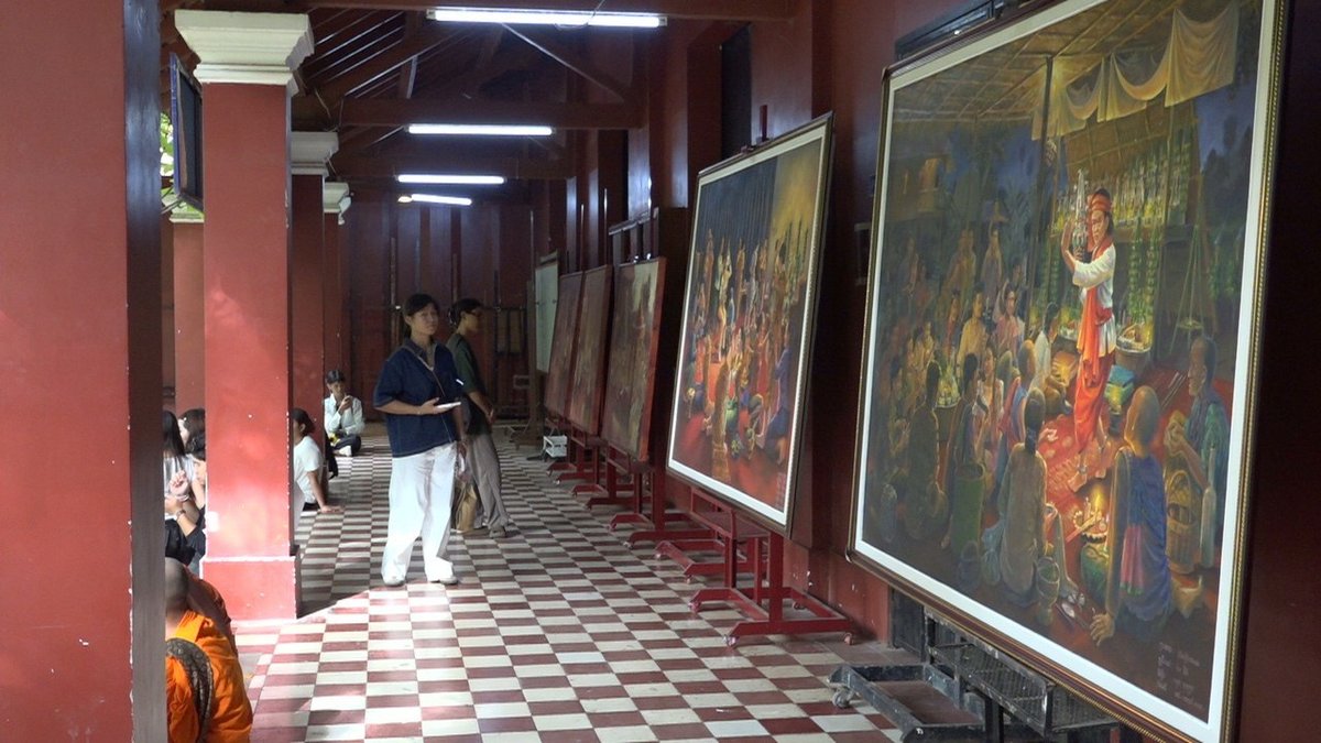 柬埔寨艺术系学生完成毕业设计展 4大专业联袂展出