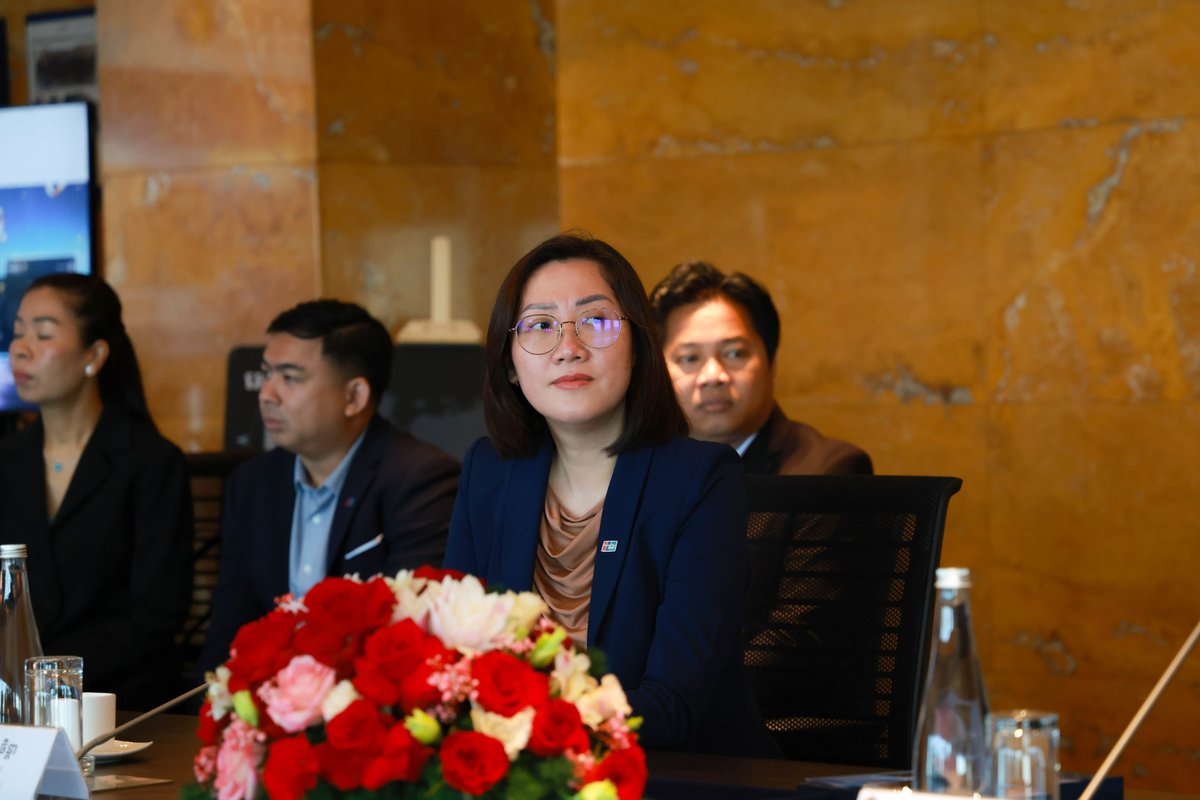 加华银行与银联国际合作推出美元白金借记卡及瑞尔经典/金卡，提