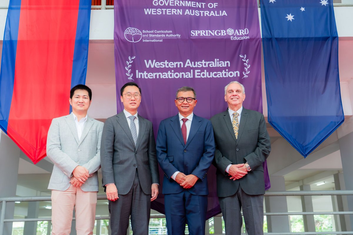 西澳国际课程毕业典礼在金边举办 庆祝学生学业成就