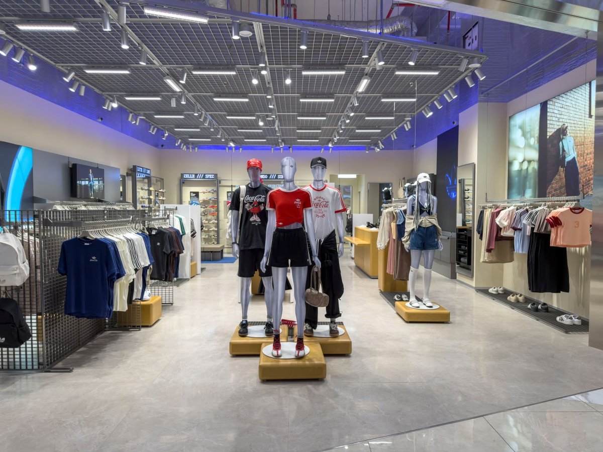 阿迪达斯永旺3新店正式开业 空间升级陈列更丰富