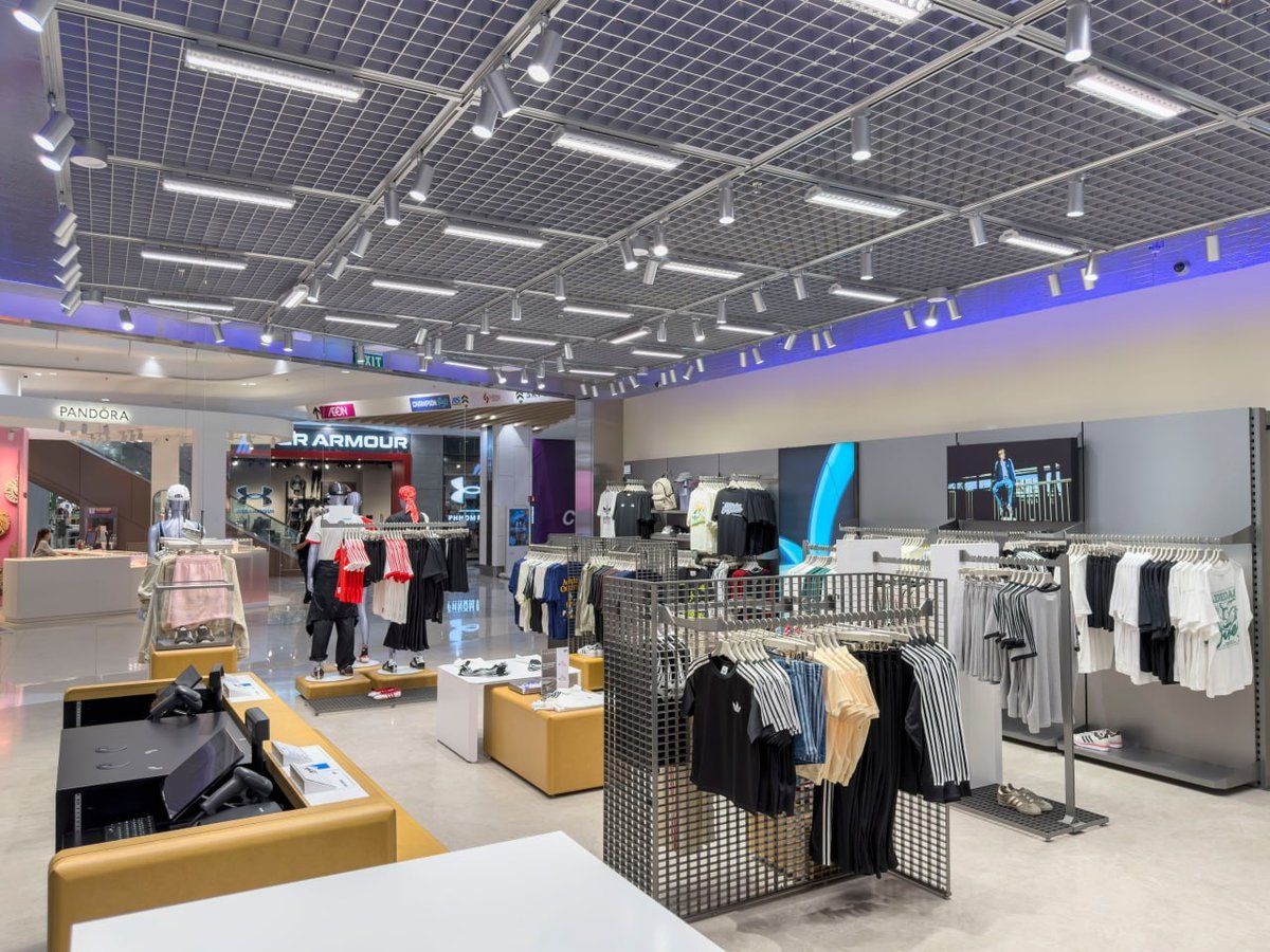 阿迪达斯永旺3新店正式开业 空间升级陈列更丰富