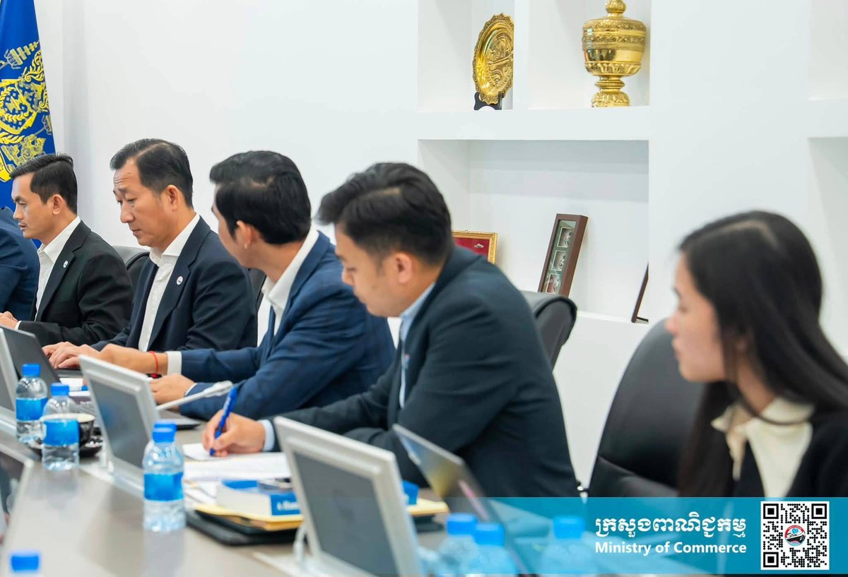商务部部长主持会议 推进WTO及国际贸易事务进展