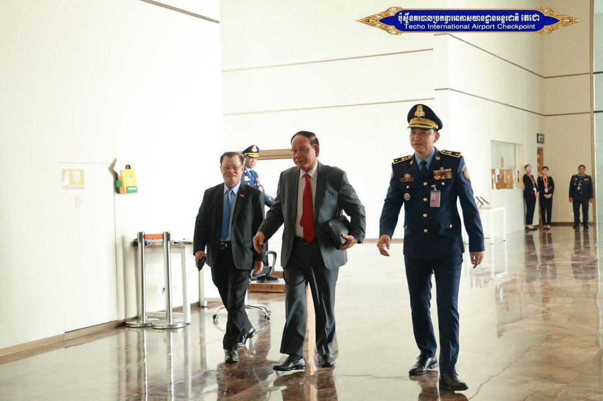 德崇国际机场安保升级 内政部高层赴越访问