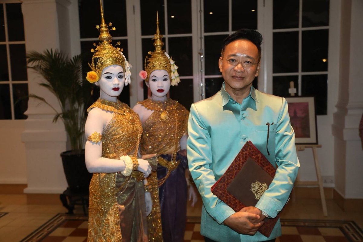西索瓦特索王子谈皇家芭蕾舞团文化外交价值
