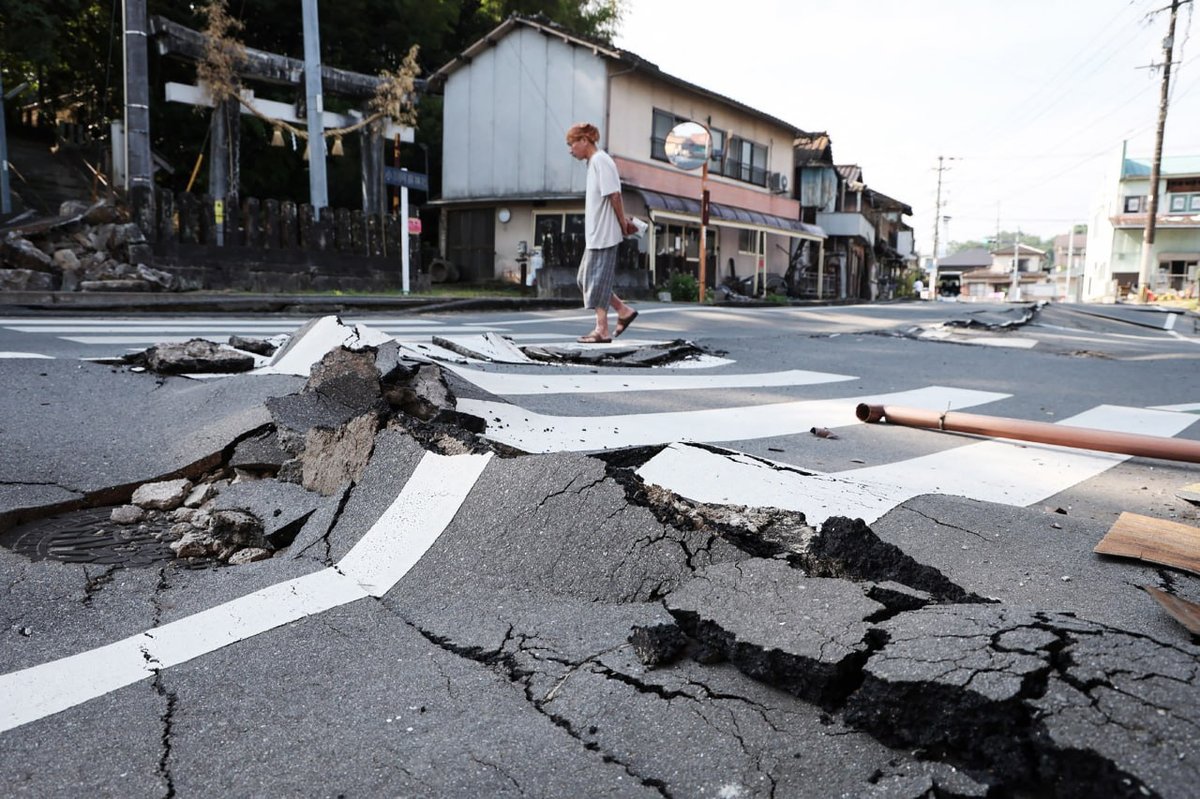 日本东京附近于周日早晨发生5.9级地震,导致至少37人受伤,