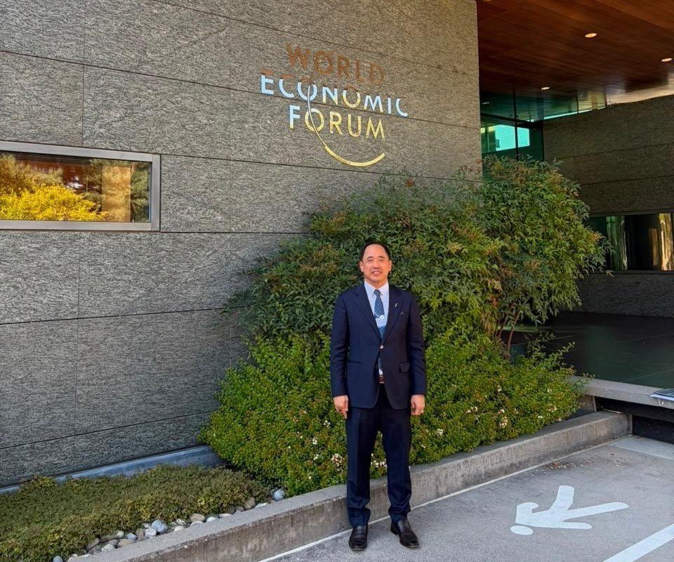 世界桥集团董事长出席日内瓦WEF领导力会议 聚焦AI与能源安