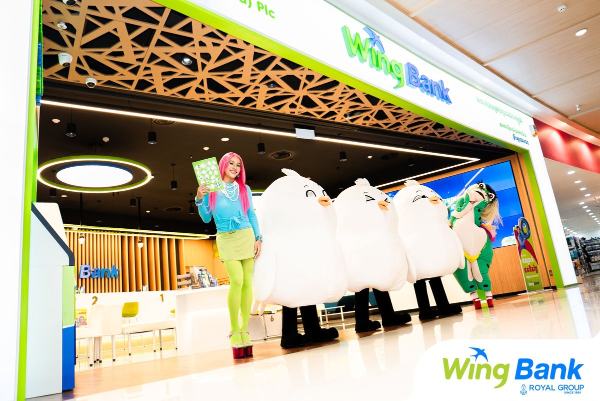 WING银行永旺3周末路演 互动游戏送礼品
