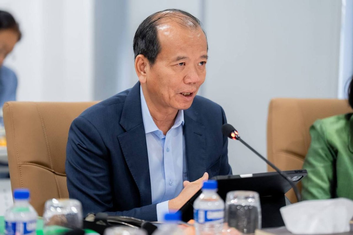跨部门工作组向柬埔寨女童军协会总监汇报了第20届法语国家首脑