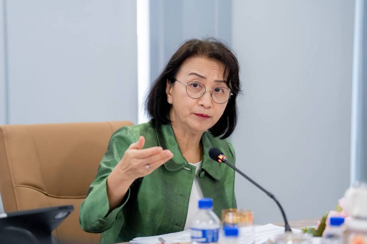 跨部门工作组向柬埔寨女童军协会总监汇报了第20届法语国家首脑