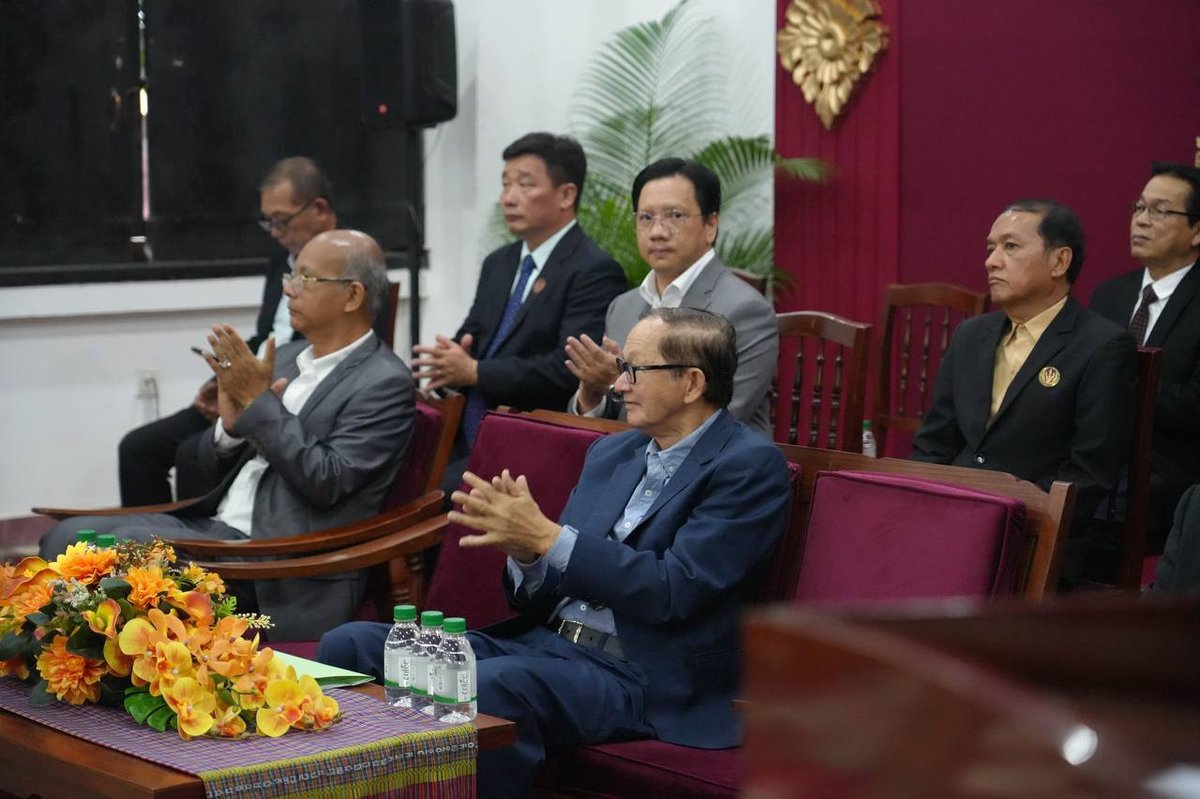 皇家艺术大学举办美术学士毕业论文答辩