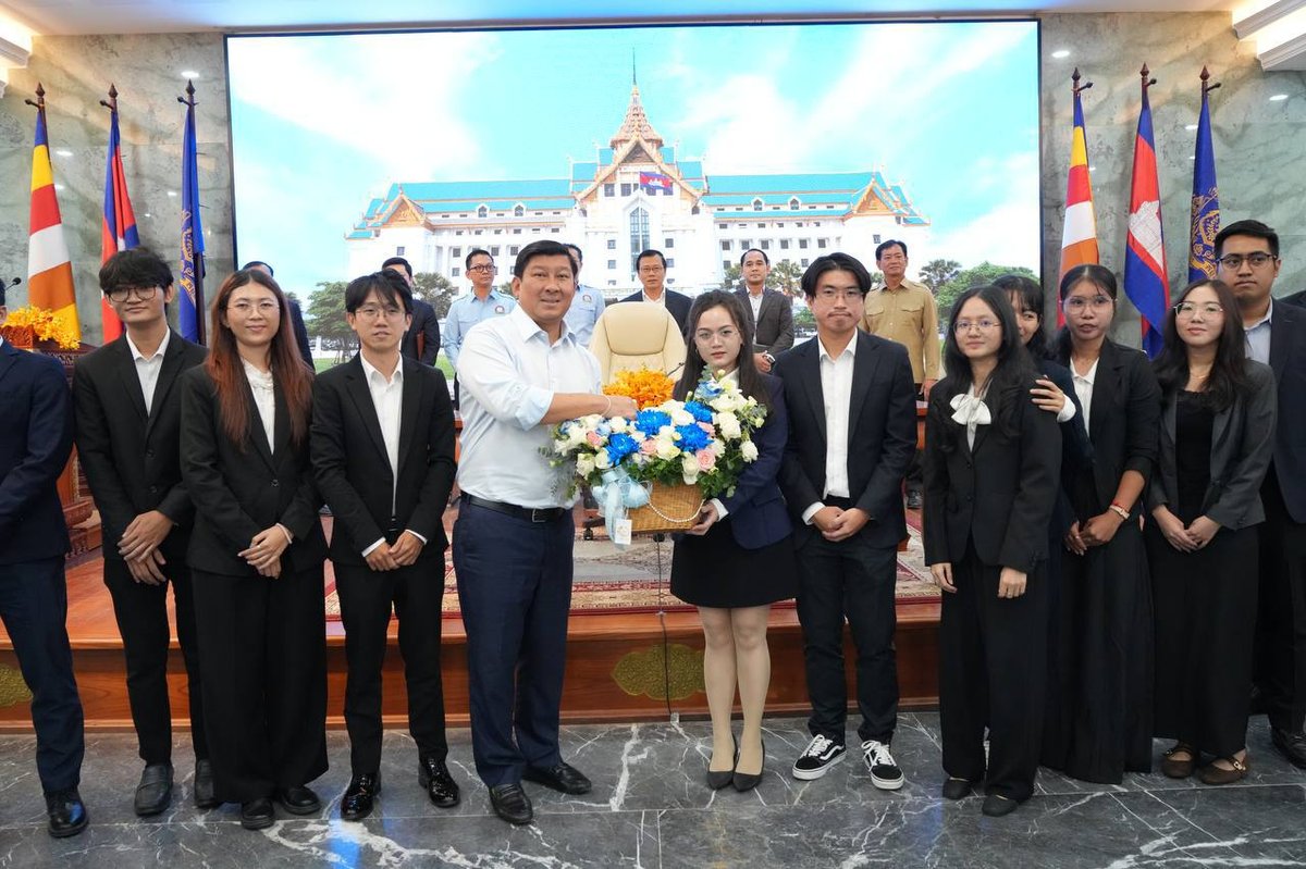 柬埔寨政府鼓励留学生学成归国 助力国家发展
