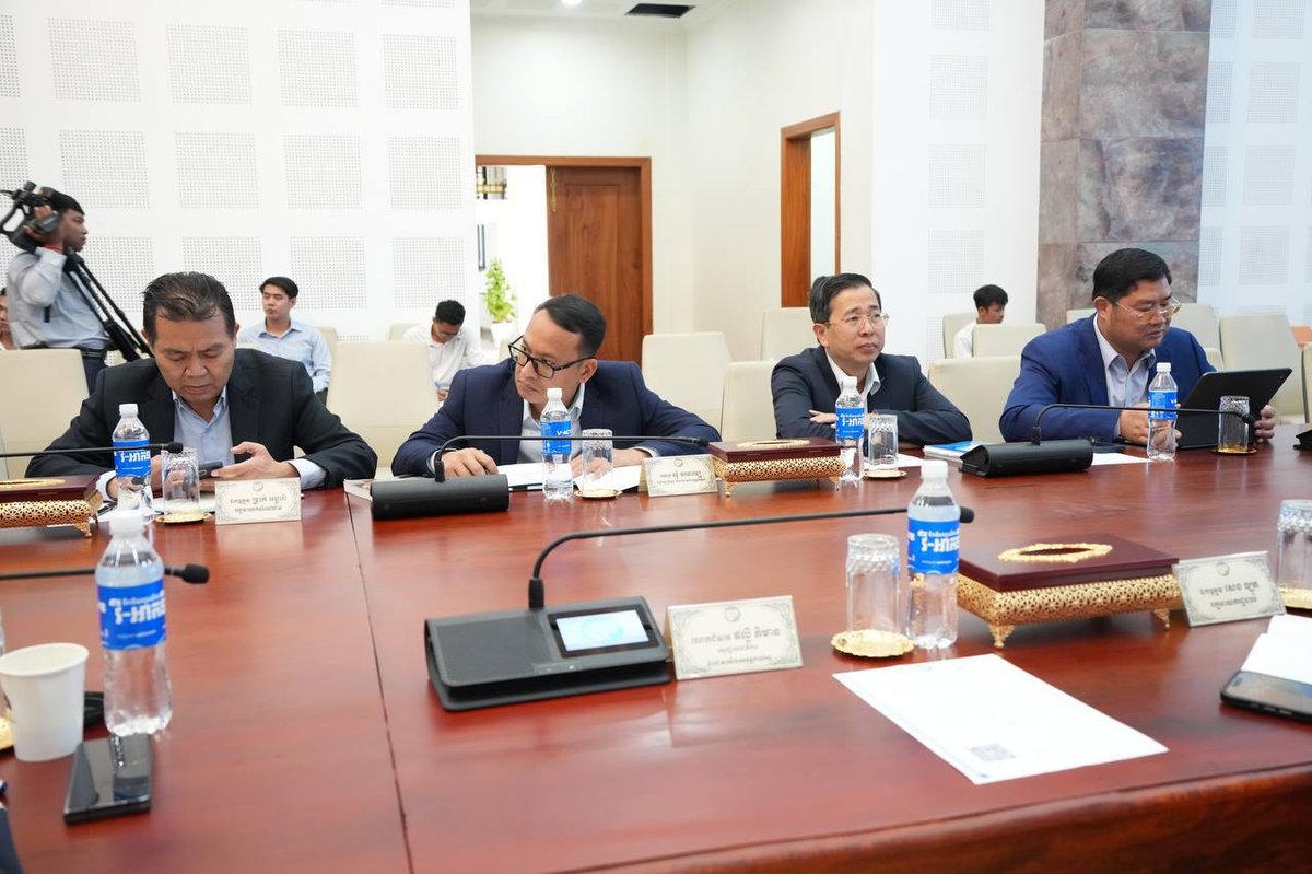 柬埔寨国土规划建设部与中国电建昆明院举行会谈,双方就柬埔寨沿