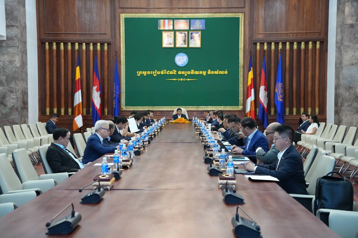 柬埔寨国土规划建设部与中国电建昆明院举行会谈,双方就柬埔寨沿