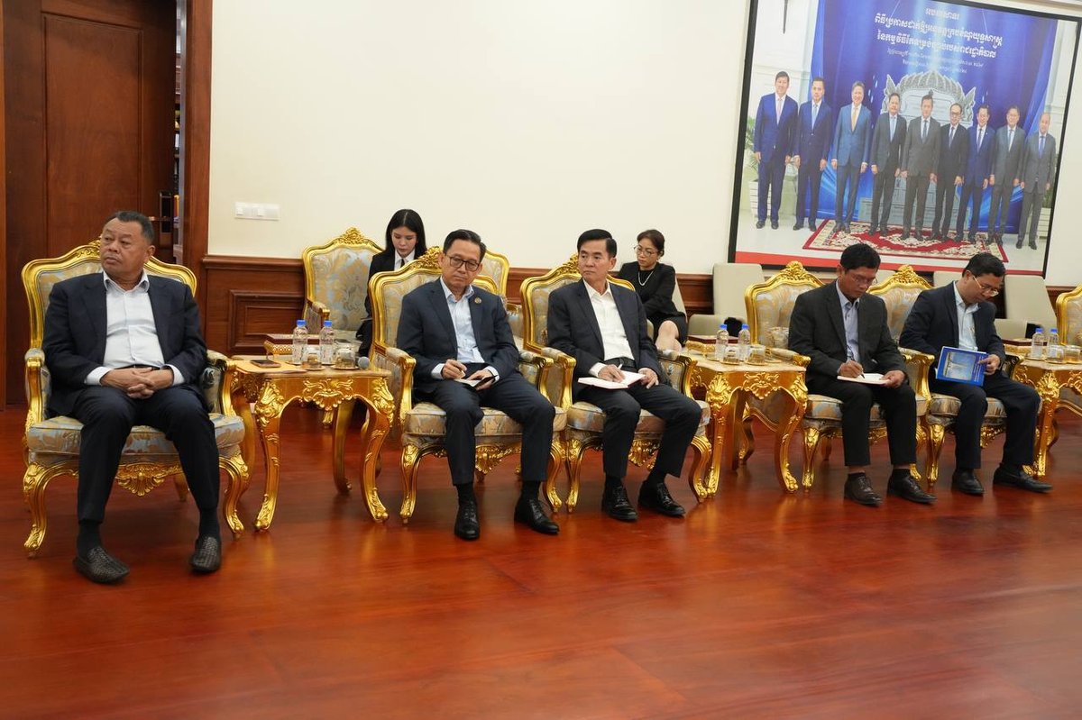 国土规划建设部与加拿大柬埔寨商会探讨城市规划合作