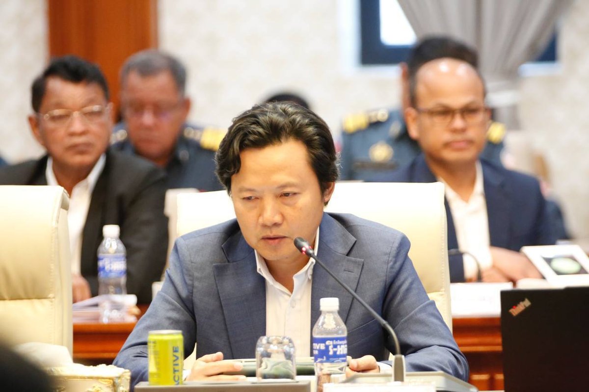 内政部部长苏速卡主持2026年上半年道路交通安全总结会议,各